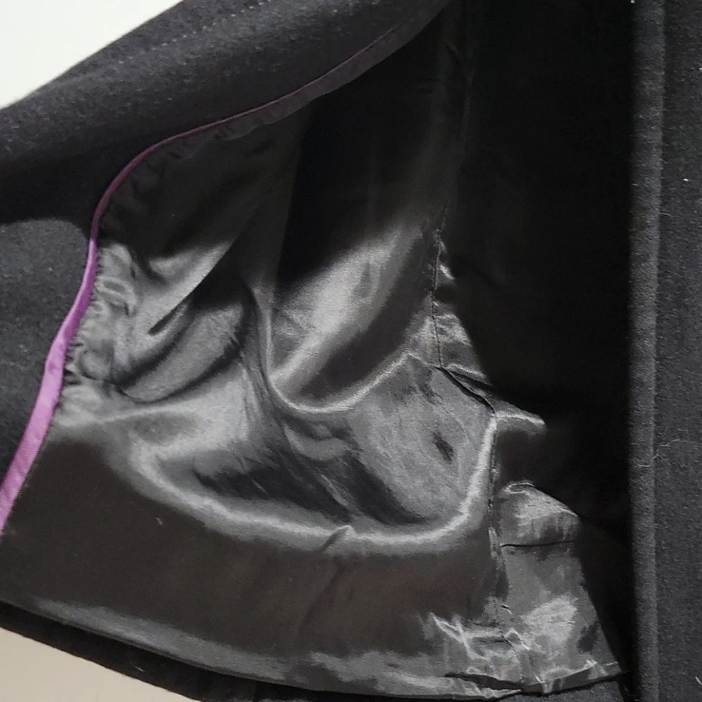 Coat - Picture 15 of 16